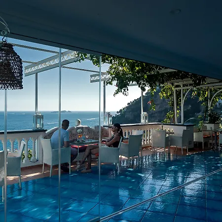 モンテマーレ ポジターノ