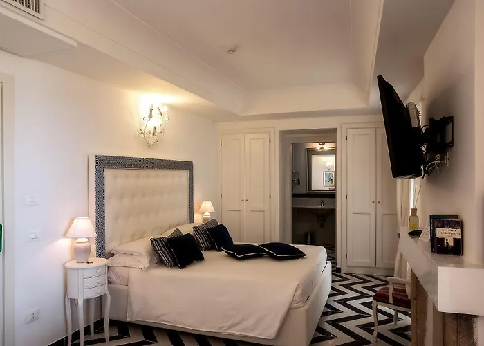 Montemare Szálloda Positano